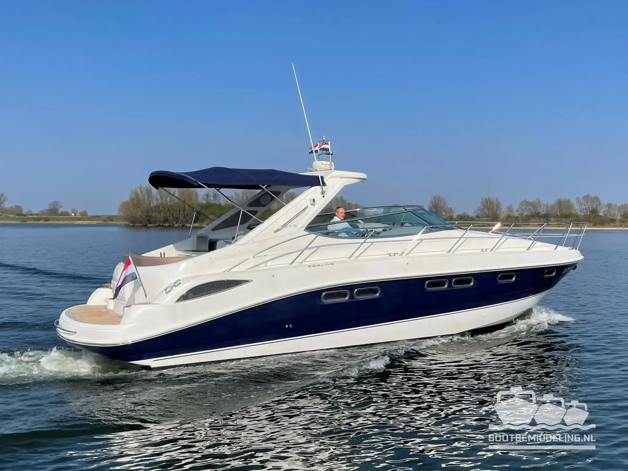 2006 Sealine s42