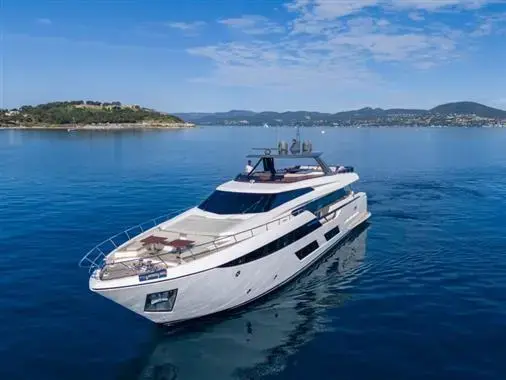 2020 Ferretti 920