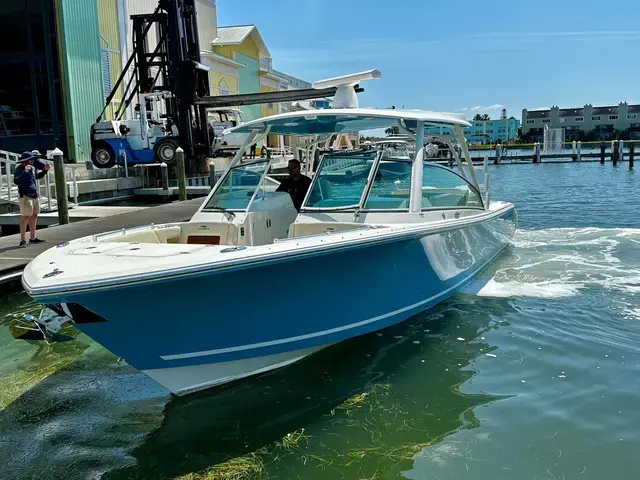 Cobia Boats 33'