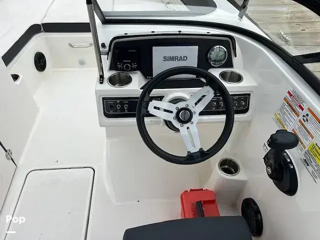 Bayliner Dx2200