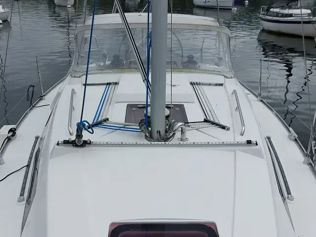 Hanse 320