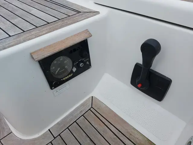 Hanse 320