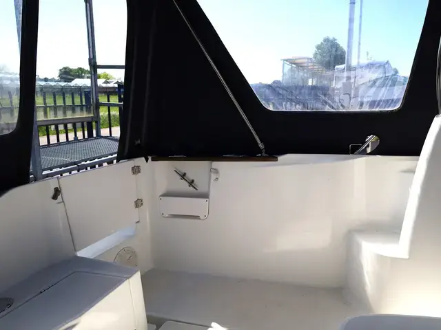 Beneteau Antares 6