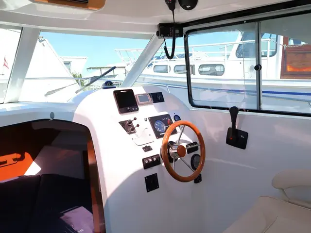 Beneteau Antares 6