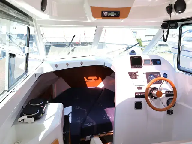 Beneteau Antares 6