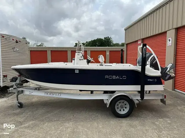 Robalo R160