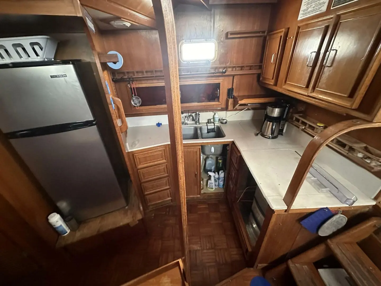 1989 Jefferson 42 sundeck