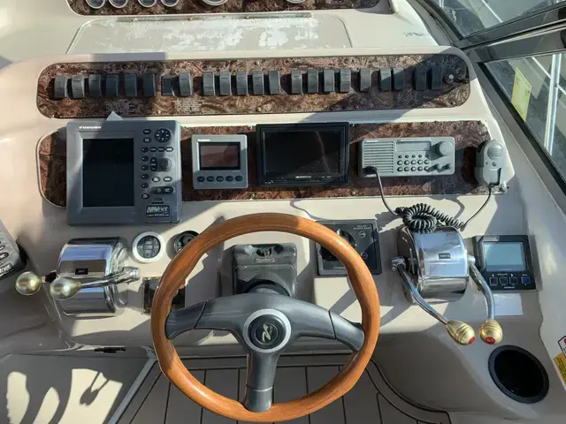 Sea Ray 400 Sundancer