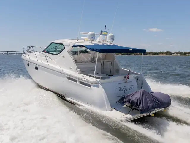 Tiara Yachts 43 Sovran