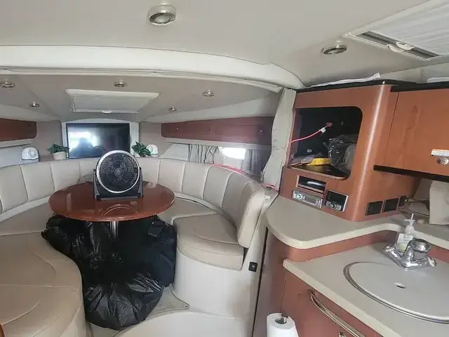 Chaparral 330 Signature