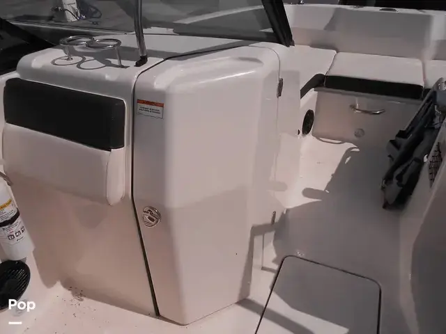 Bayliner DX2200