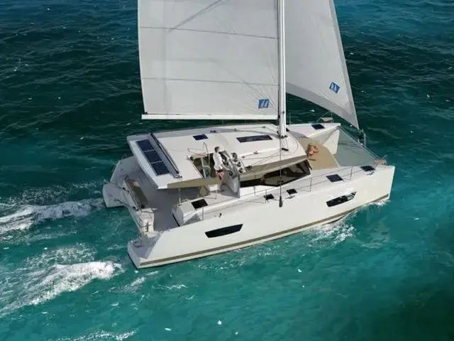 Fountaine Pajot Lucia 40