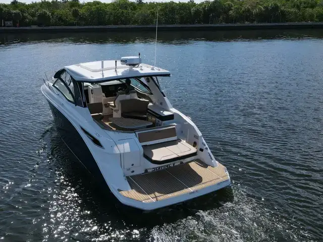 Sea Ray Sundancer 320