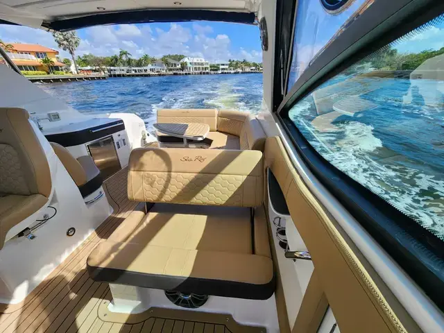 Sea Ray Sundancer 320