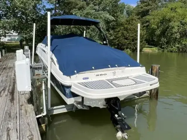 Sea Ray 260 Sundeck