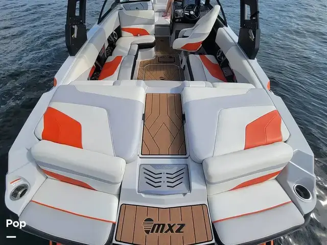 Malibu 22 Mxz