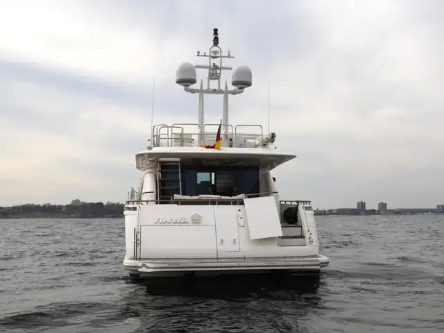 Fairline Squadron 74