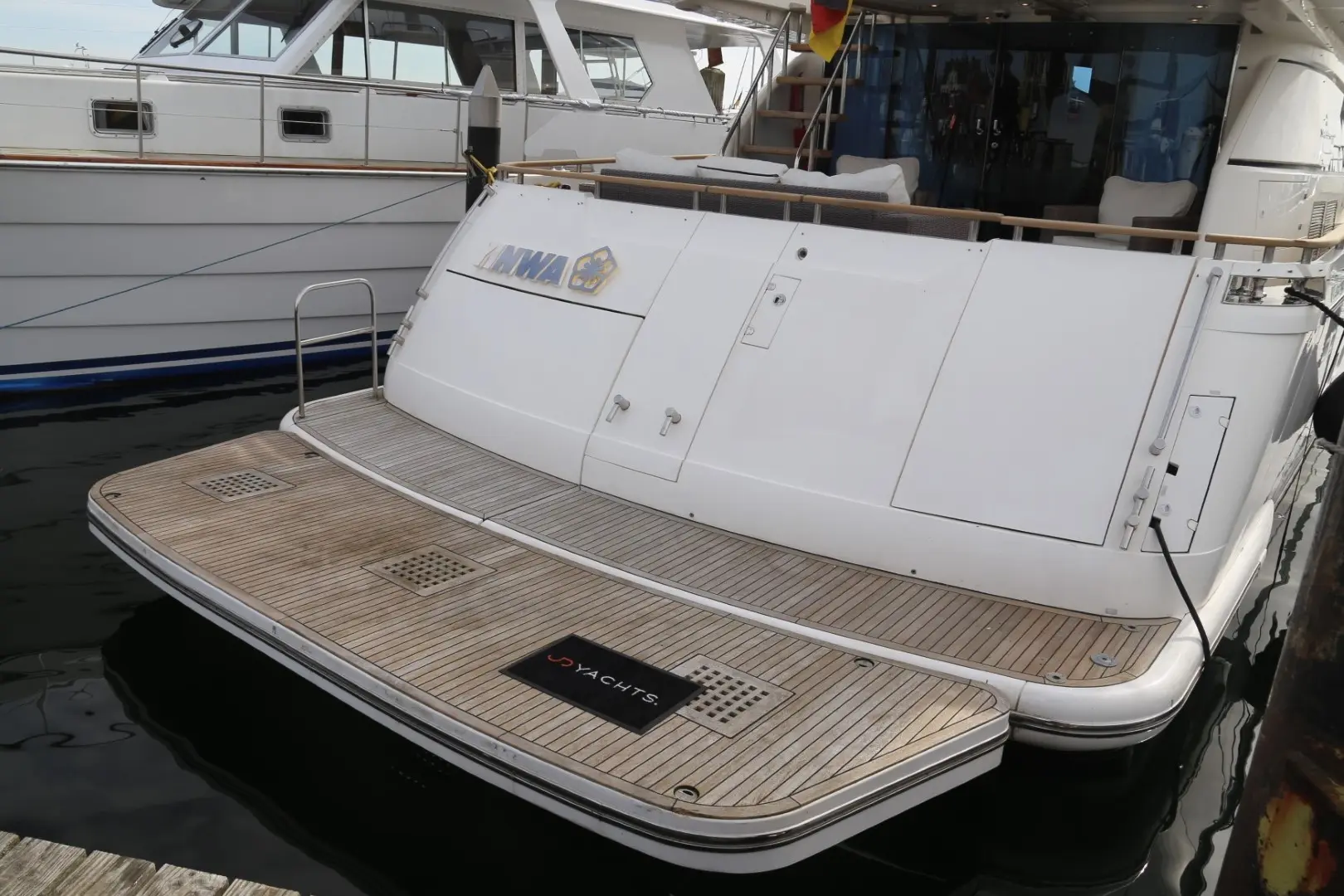 2005 Fairline squadron 74