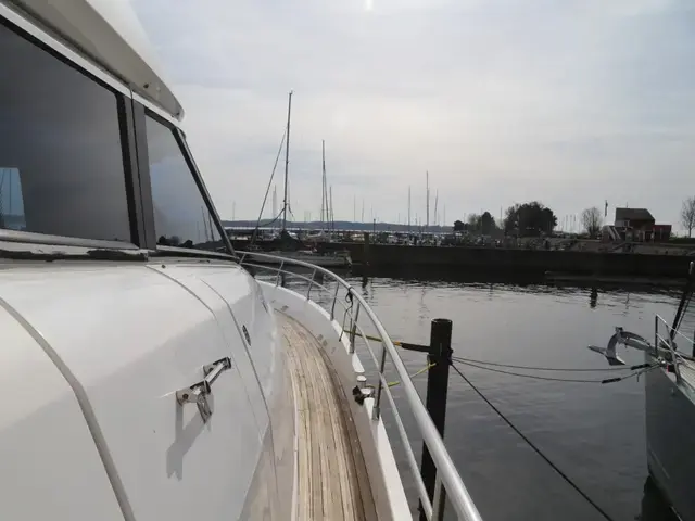 Fairline Squadron 74