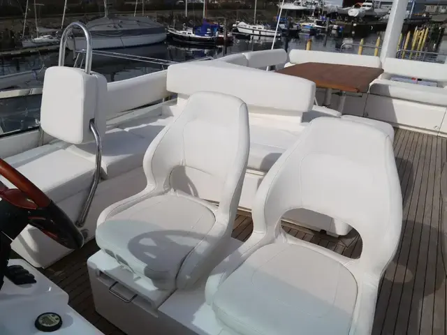 Fairline Squadron 74