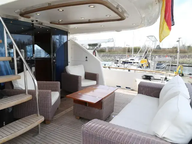 Fairline Squadron 74