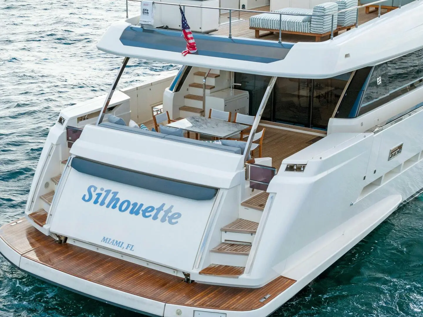 2020 Ferretti 920