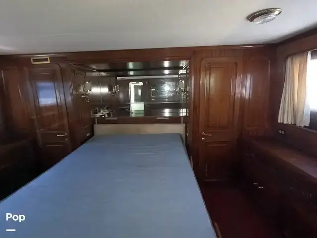 Benetti 100