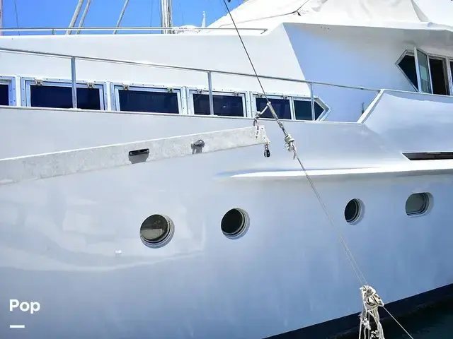 Benetti 100