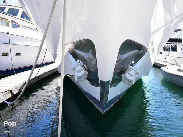 Benetti 100