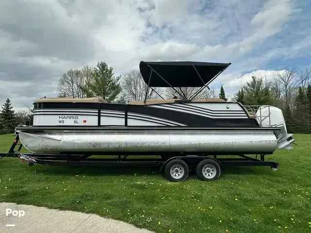 Harris Grand Mariner 250