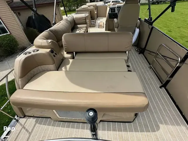 Harris Grand Mariner 250