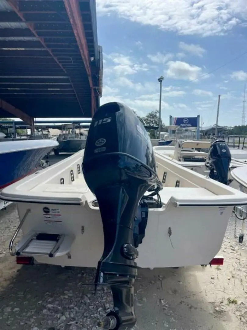 2024 Carolina Skiff e21 dlx cc