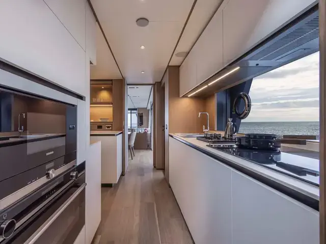 Ferretti Yachts Ferretti 1000