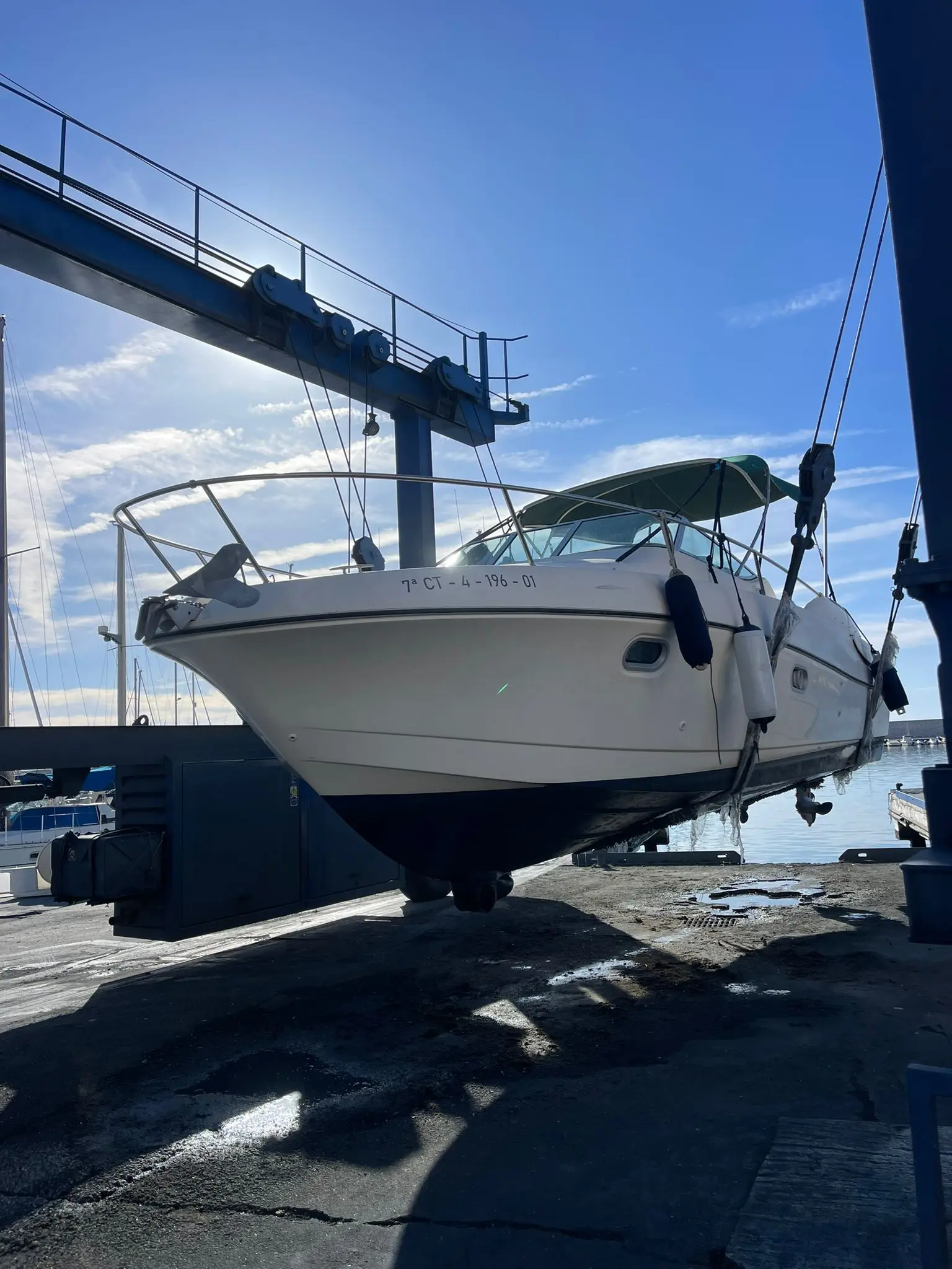 2001 Jeanneau leader 805