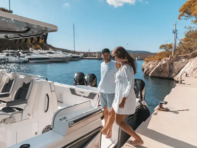 Invincible 37 Catamaran