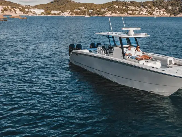 Invincible 37 Catamaran