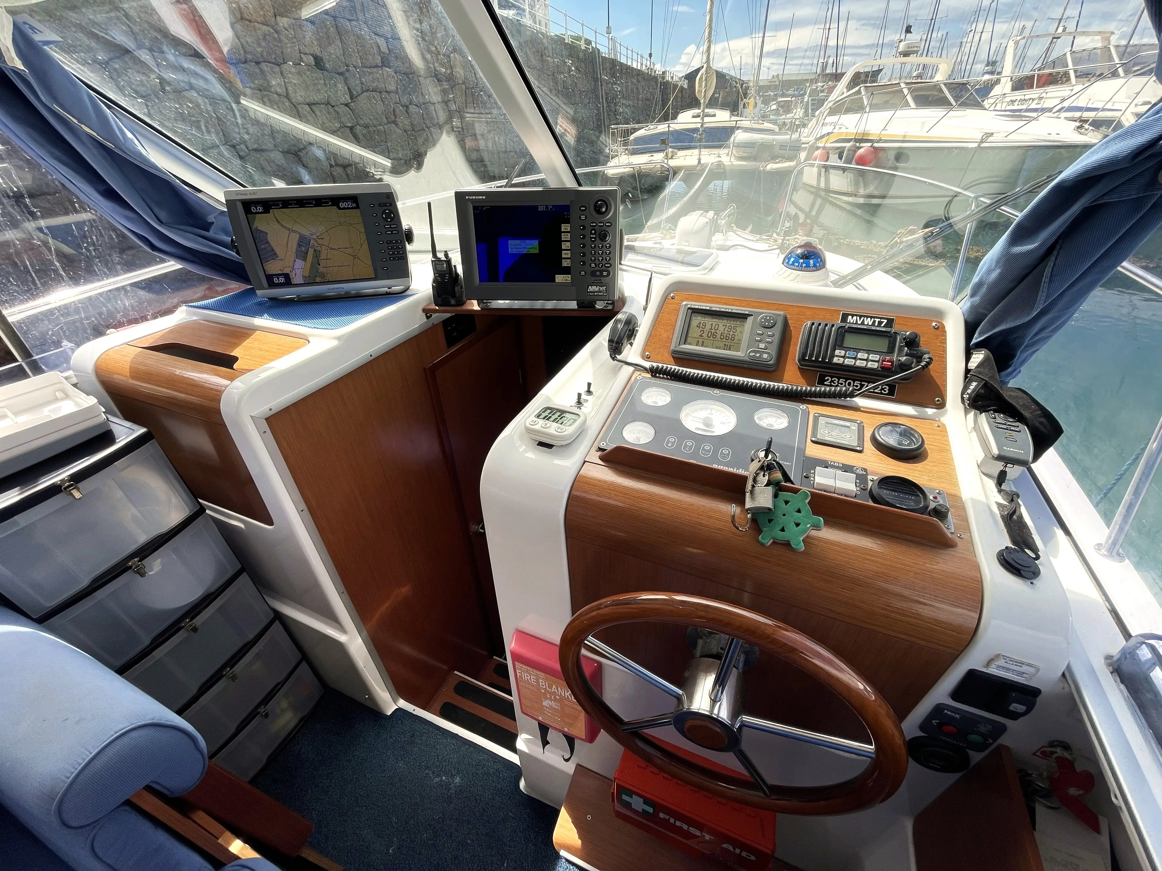 2008 Beneteau antares 760