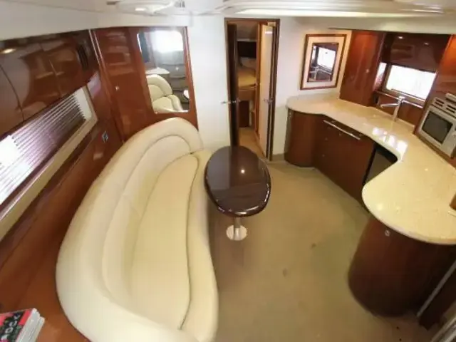 Sea Ray 44 Sundancer