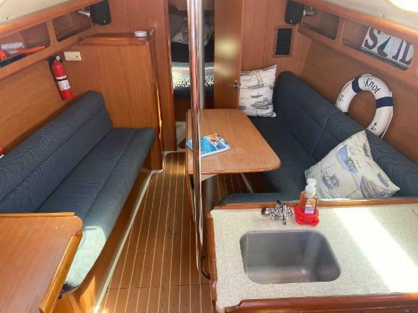 2009 Hunter 310