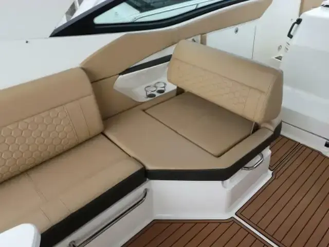 Sea Ray 320 Sundancer