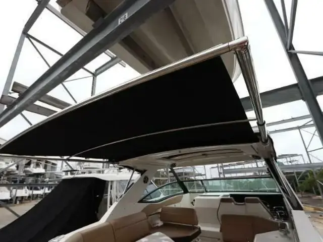 Sea Ray 320 Sundancer