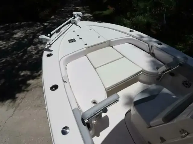 Robalo 246 Cayman SD