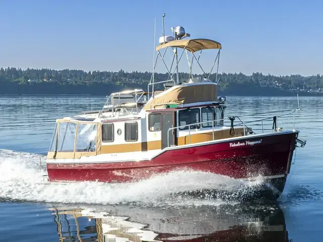 Ranger Tugs Command Bridge