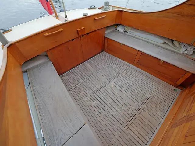 Fred Parker 42' Motor Yacht