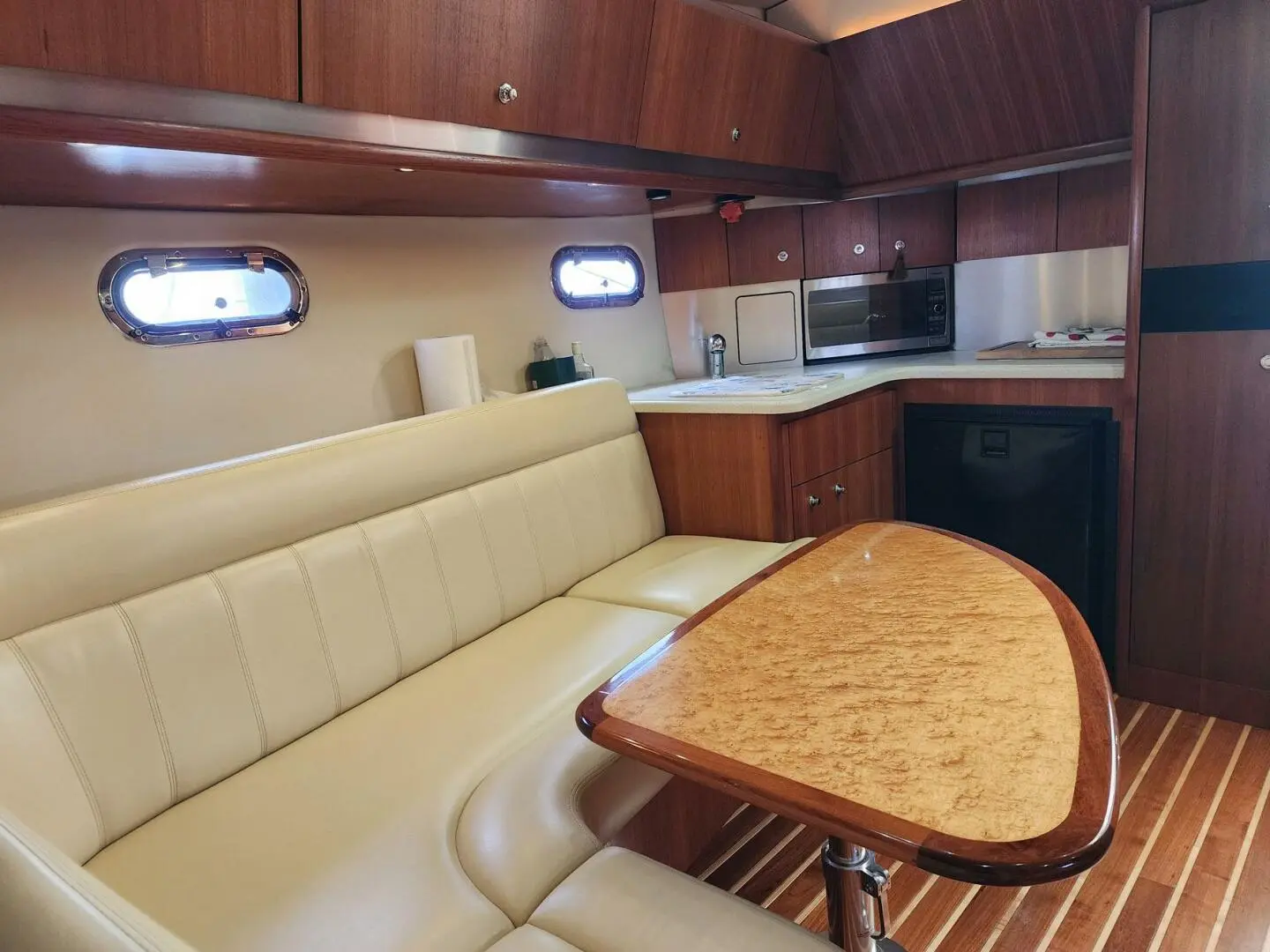 2006 Tiara 3600 sovran