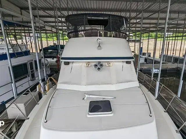 Jefferson 42 Aft Cabin Motor Yacht