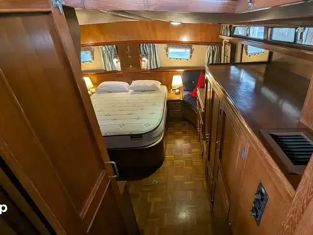 Jefferson 42 Aft Cabin Motor Yacht