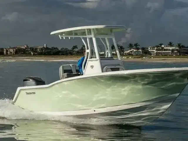 Tidewater Boats 232 CC Adventure