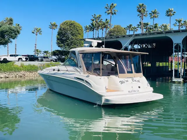 Sea Ray 410 Express Cruiser