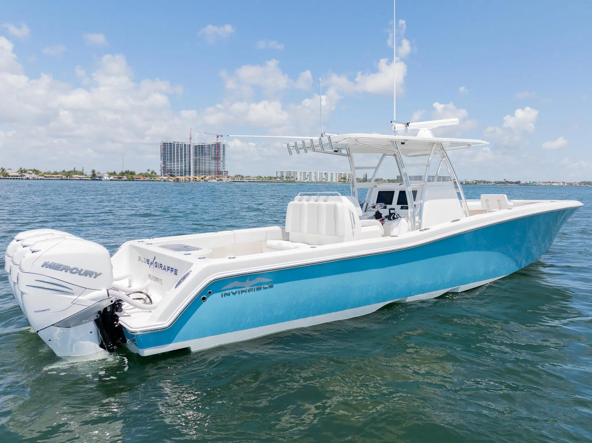 2018 Invincible 39'